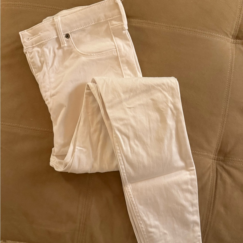 Abercrombie & Fitch White Jeggings with Textured Appearance